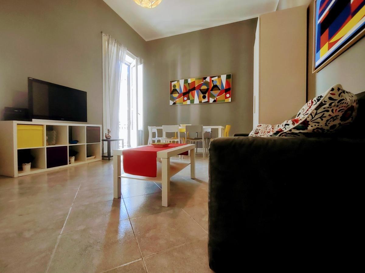Central Apartment A Due Passi Dal Porto Palermo Exterior foto
